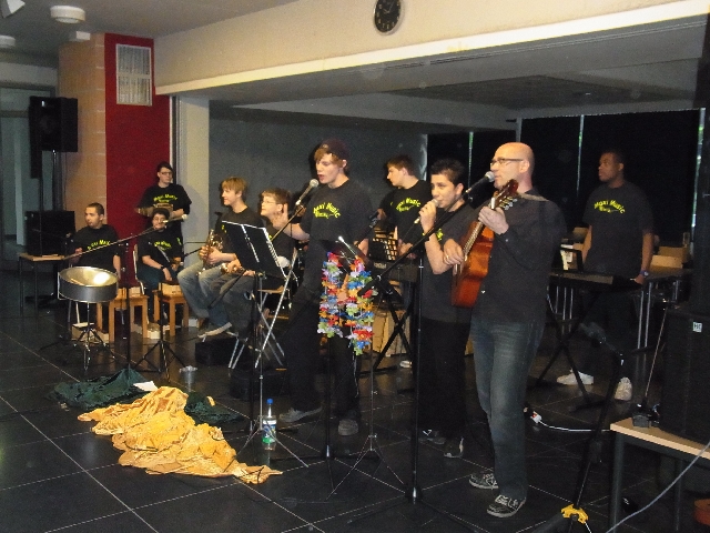 2013-05-29 Maxi-Music 000