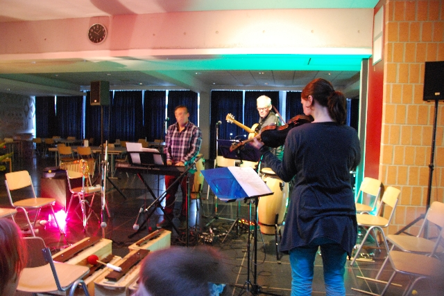 2013-12-18 weihnachtssingen 008