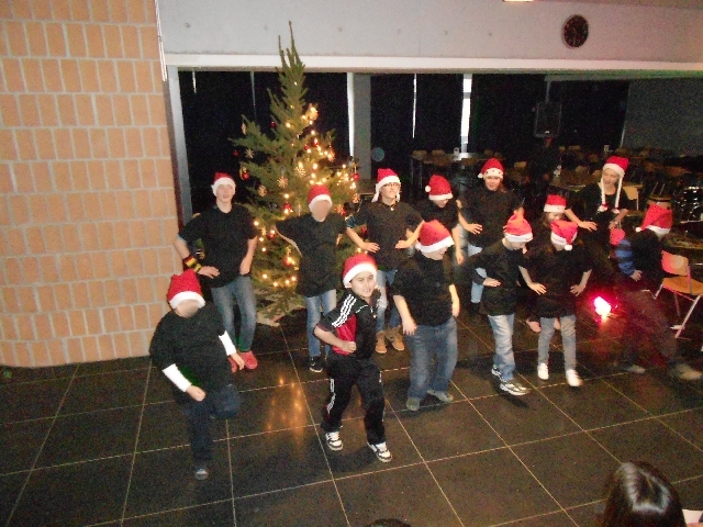 2013-12-18 weihnachtssingen 043