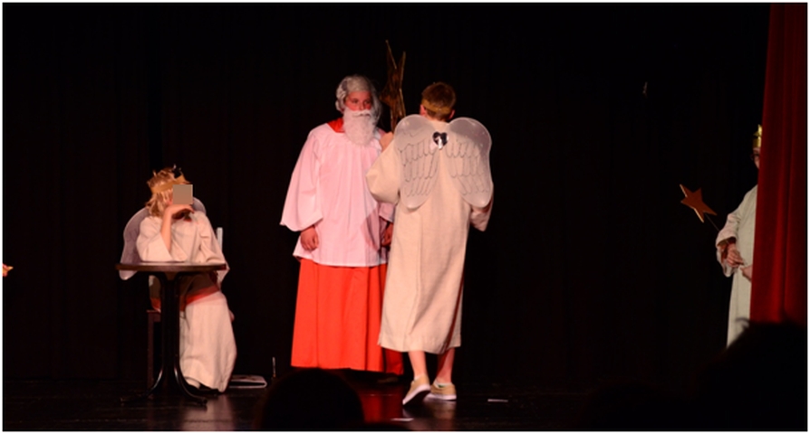 2015 Theaterstck Himmel 013