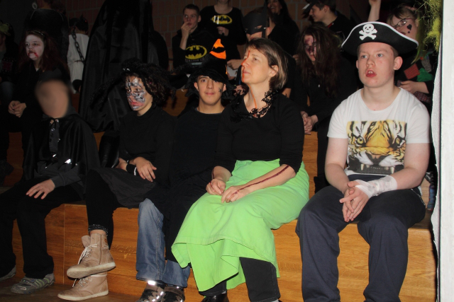 2016-10-28 halloweenfeier 003