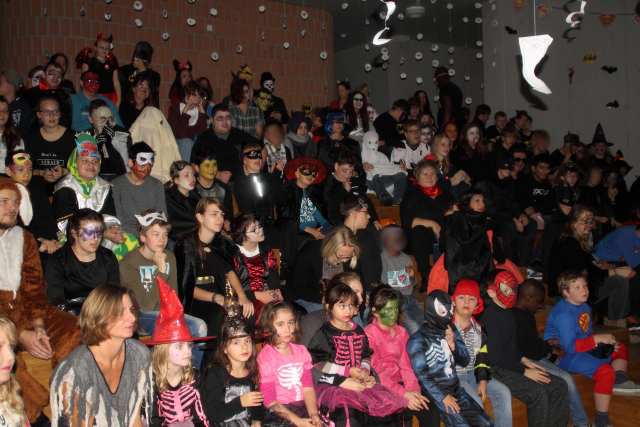 2016-10-28 halloweenfeier 020
