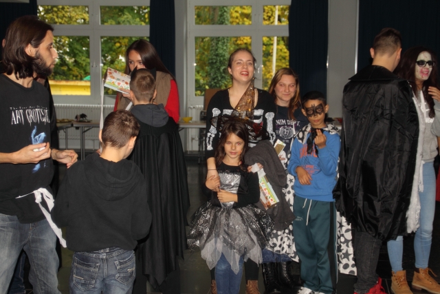 2016-10-28 halloweenfeier 073