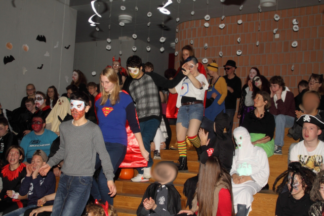 2016-10-28 halloweenfeier 093