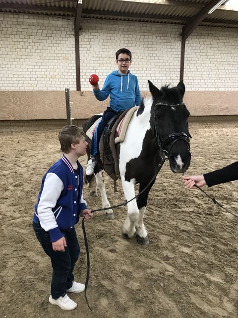 2016-17 Heilpaedagogisches-Reiten 011