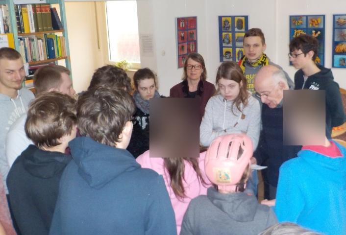 2019-01-15 Kunstausstellung Klasse9 008