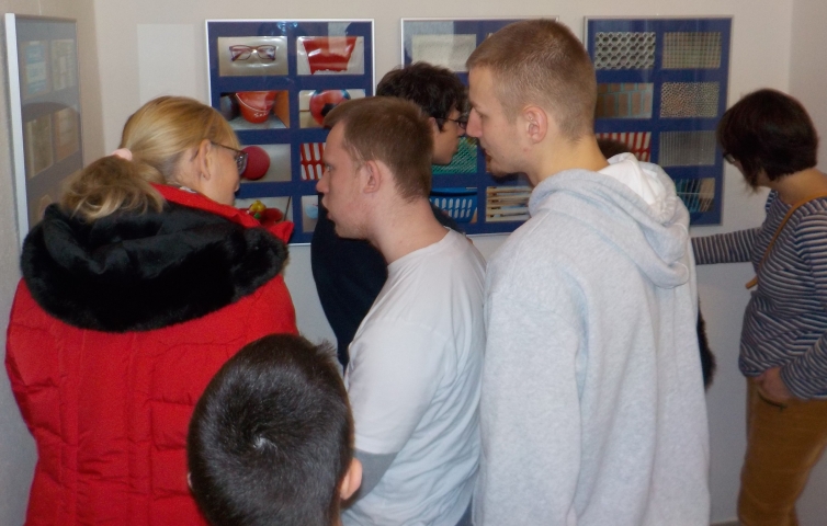 2019-01-15 Kunstausstellung Klasse9 029