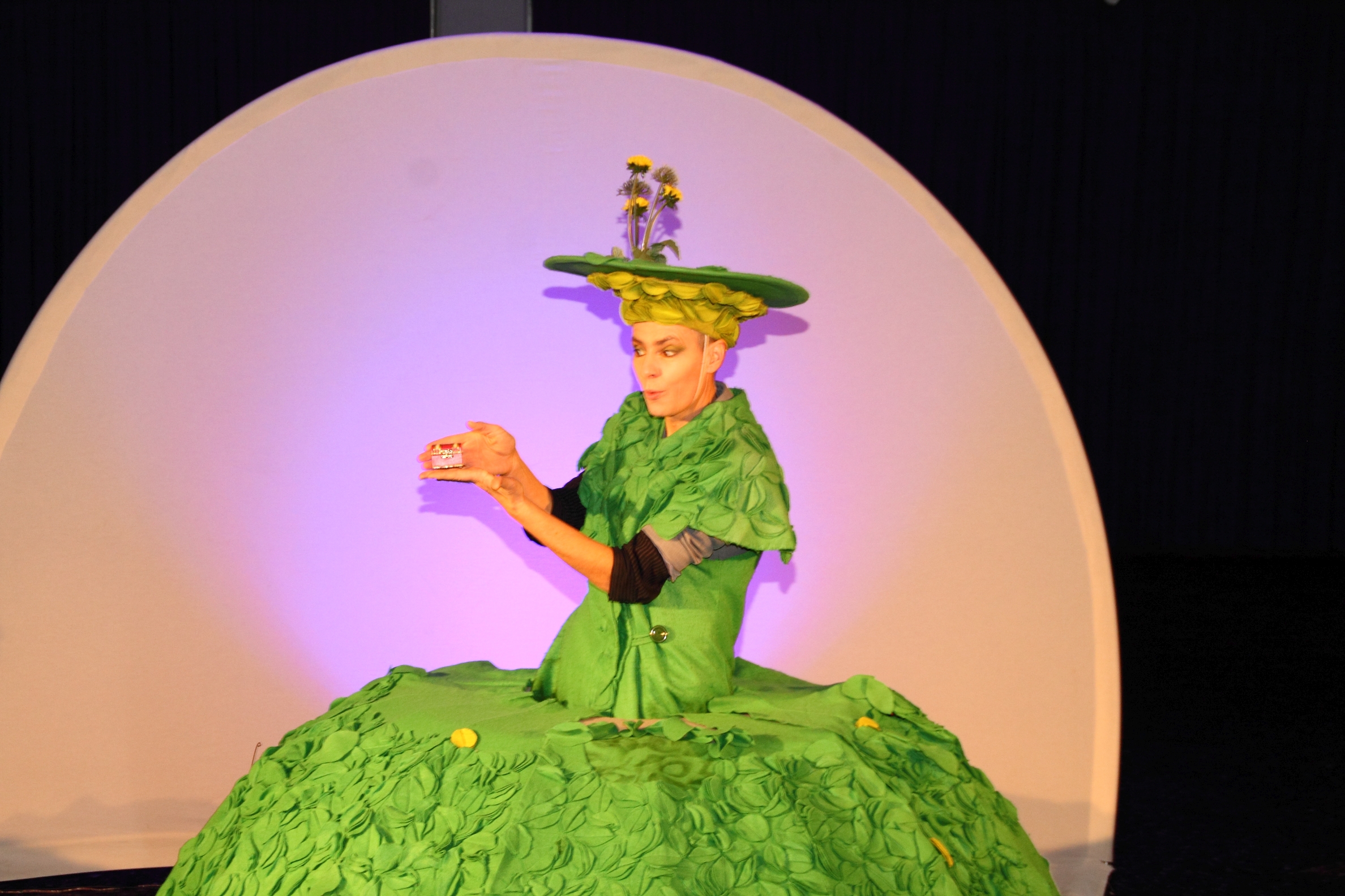 2021 11 16 Theater Ein Stueck Wiese 028