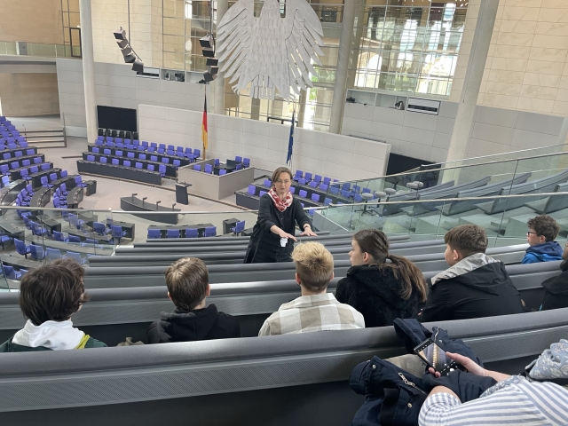 2023 04 25 Bundestag P L Haus Matrix 085