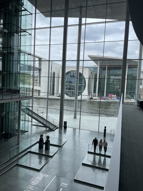 2023 04 25 Bundestag P L Haus Matrix 153