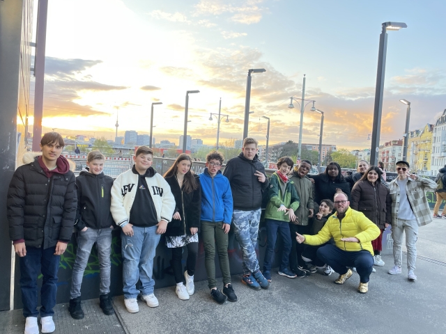 2023 04 25 Bundestag P L Haus Matrix 174