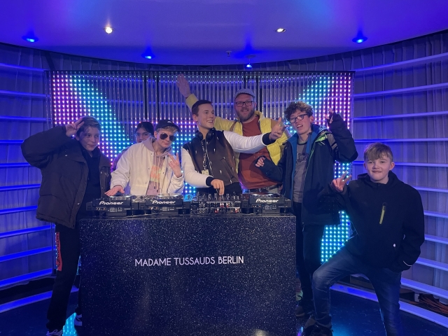 2023 04 27 Linie100 MadameTussauds LittleBigCity 223
