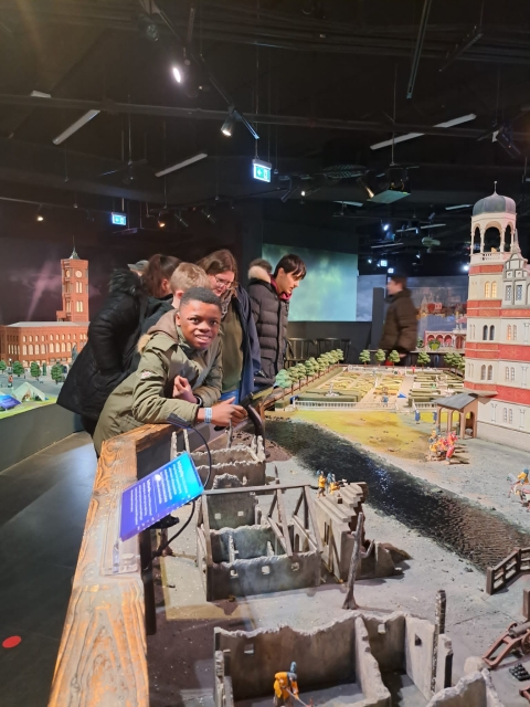 2023 04 27 Linie100 MadameTussauds LittleBigCity 270