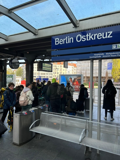 2023 04 28 Bahnfahrt 004