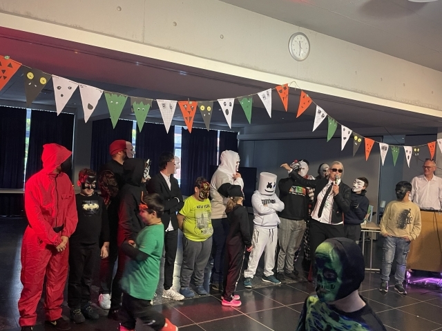 2023 10 31 Halloweenparty065