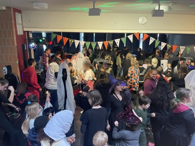 2023 10 31 Halloweenparty070