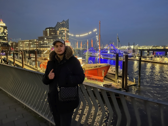 2024 03 19 Klassenfahrt Hamburg 05 Elbphilharmonie 007