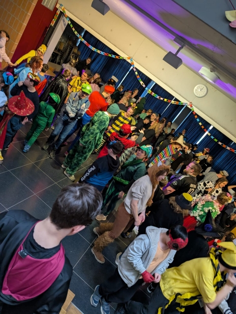 2025 02 28 Karnevalsparty 006
